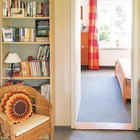 1 Bedroom Nice Apartment In Flueggendorf Klausdorf  Екстериор снимка