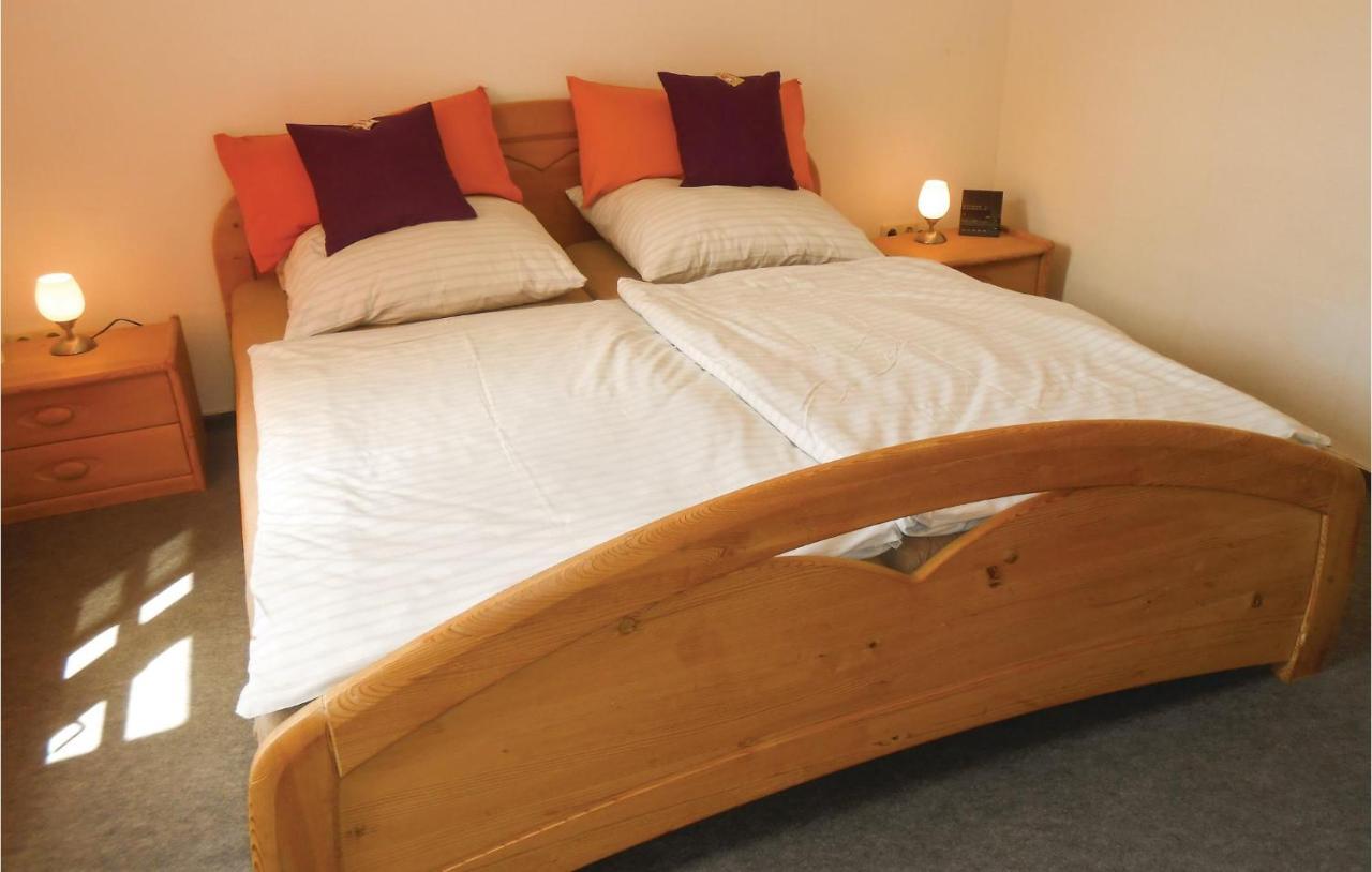1 Bedroom Nice Apartment In Flueggendorf Klausdorf  Екстериор снимка