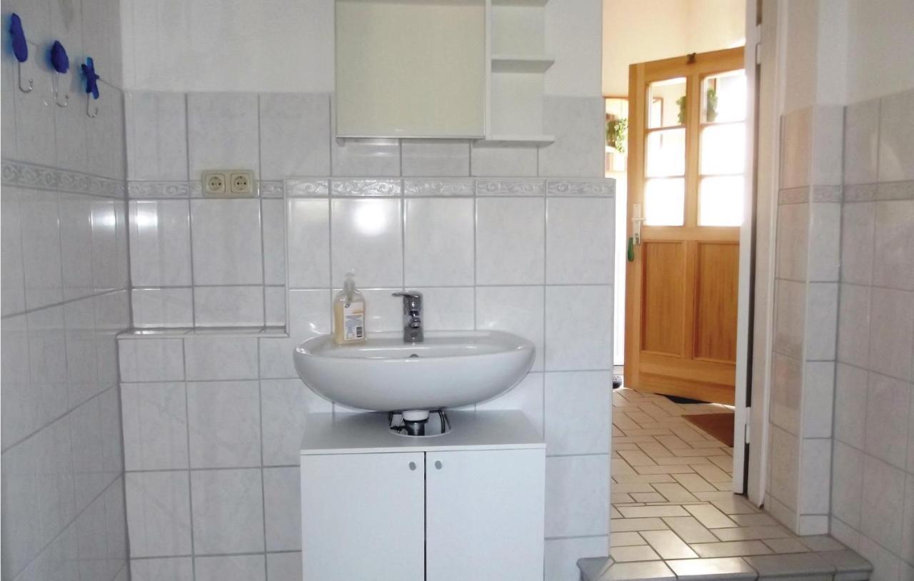 1 Bedroom Nice Apartment In Flueggendorf Klausdorf  Екстериор снимка